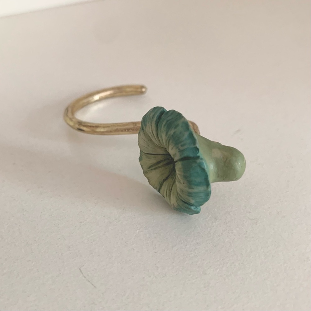 Flower hook - Picture 4 of 12